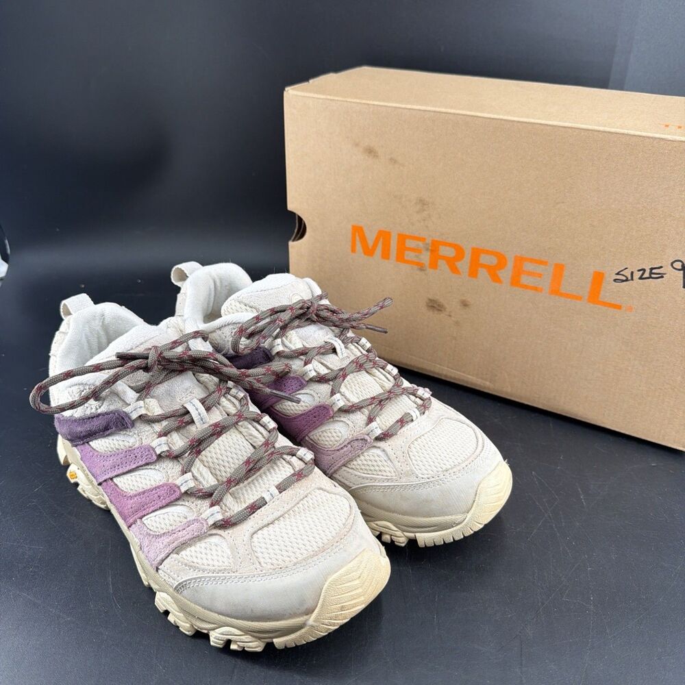 Merrell Women's Moab 3 Hiking Shoes, Parchment/Plum, 9 US - USED